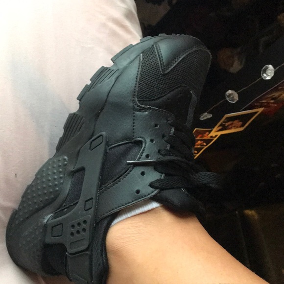 huarache sneakers - Picture 4 of 5